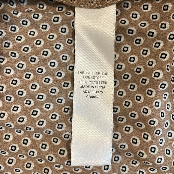 Adrianna Papell Sleeveless Peplum Blouse with Tie Front Size Medium - Picture 16 of 16